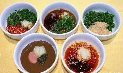 火鍋味道怎樣，湯底和蘸料各占一半的因素，這些蘸料你都吃過？