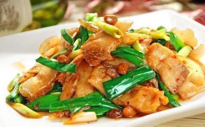 四川風味小吃蒜苗回鍋肉，你吃過了嗎？