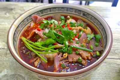 冒菜培訓哪里好？蜀味緣祖?zhèn)髅胤浇】禒I養(yǎng)又美味