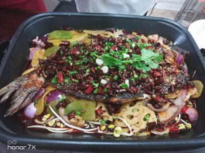 川渝正宗烤魚技術(shù)培訓(xùn)，香辣濃重魚鮮美