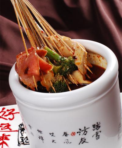 四川串串香技術(shù)做法哪里一對一教學(xué)？火鍋勾兌方法技巧