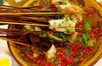 四川冷串缽缽雞技術(shù)培訓(xùn)哪里好？可開店亦可擺攤