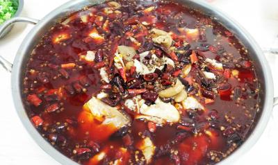 成都餐飲培訓(xùn)，成都哪里學(xué)習(xí)正宗魚火鍋技術(shù)？