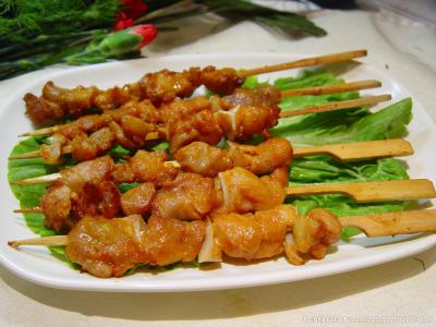餐飲創(chuàng)業(yè)項(xiàng)目，無煙燒烤技術(shù)培訓(xùn)哪里比較好？