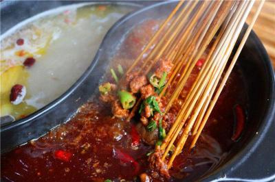 餐飲小吃培訓(xùn)創(chuàng)業(yè)，哪里可以學(xué)習(xí)串串香技術(shù)培訓(xùn)？