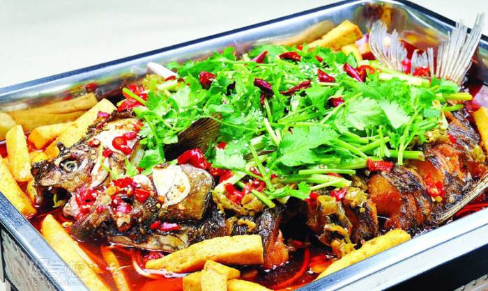 成都烤魚培訓(xùn)學(xué)校哪家好？培訓(xùn)專業(yè)烤魚班哪家好？