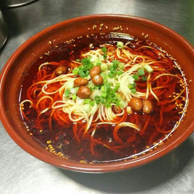 面食技術(shù)培訓(xùn)費(fèi)用受多因素制約，如何選擇合適的培訓(xùn)機(jī)構(gòu)？