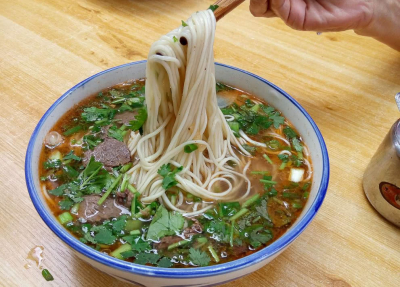 做面食的培訓(xùn)中心哪家好？成都面點(diǎn)培訓(xùn)基地