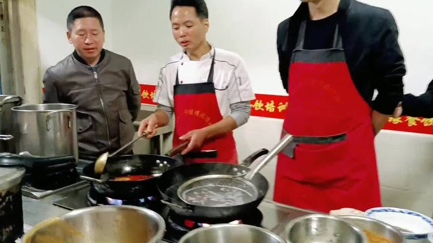 學(xué)各種面食技術(shù)培訓(xùn)哪家好？蜀味緣早餐技術(shù)培訓(xùn)